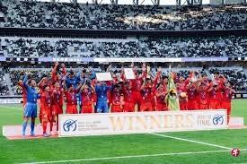 🚨 独家消息——2004年出生的达维德·莫克瓦将以150万欧元转会费从霍芬海姆加盟埃尔弗斯贝格。合同期至2029年，霍芬海姆拥有300万欧元的回购条款。#转会 来源：著名记者斯基拉