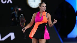 不鸣则已一鸣惊人！杨瀚森2分钟连得10分